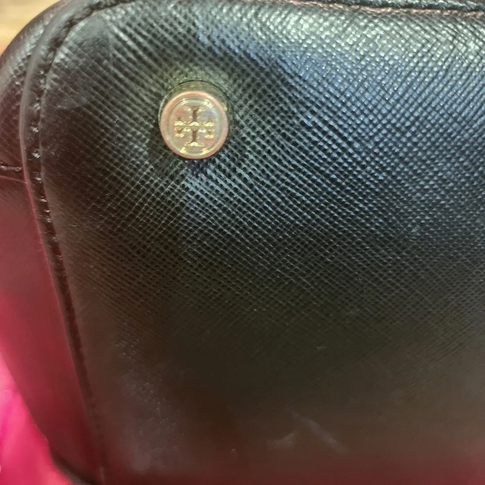 Large black Tory Burch purse - Picture 9 of 14